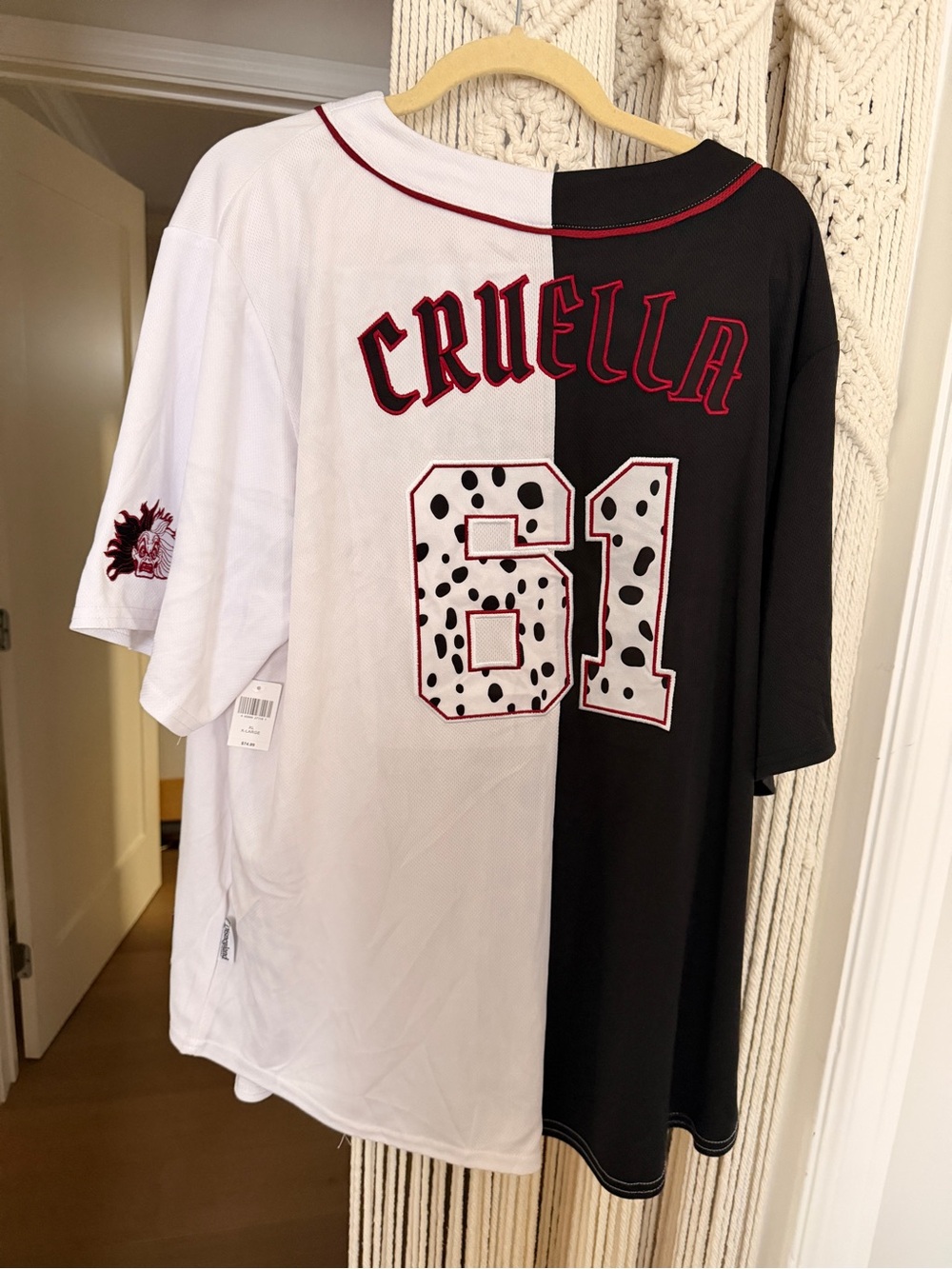 NWT Disney Villain baseball Jersey Cruella - XL